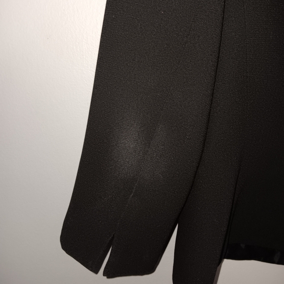 Tahari women's blazer size 18 black - Picture 7 of 8